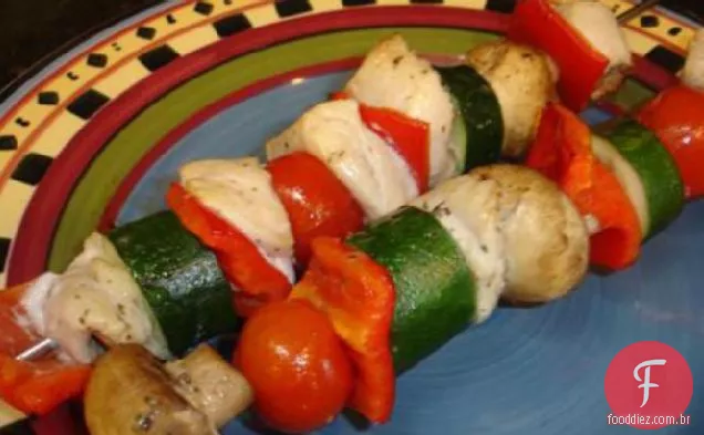 Cabobs Vegetais Da Galinha Da Erva
