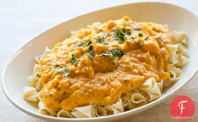 Macarrão com molho de parmesão Butternut