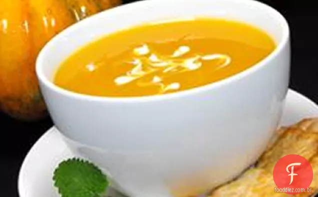 Sopa de abóbora e bolota