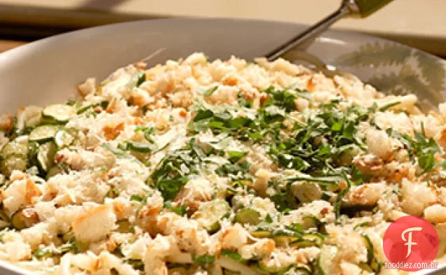 Perciatelli com abobrinha e Pão ralado