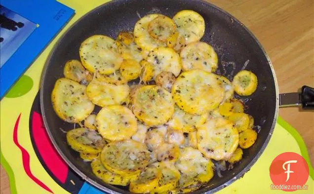 Carne fácil e Veggie bolonhesa