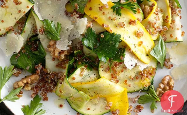 Salada de abóbora e Quinoa vermelha com nozes