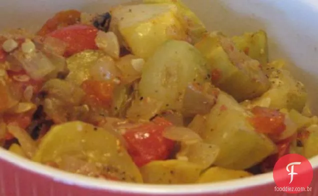 Squash de verão em estilo grego