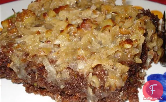 Abobrinha recheada com milho, pimenta e queijo (sem carne)