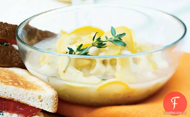 Sopa de abóbora e macarrão de Verão