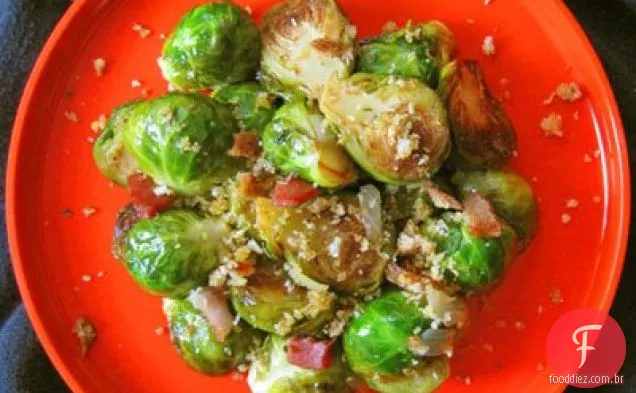 Couve De Bruxelas Refogada Com Pancetta & Balsâmico