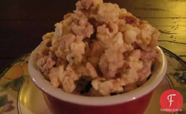 Sweet N ' Nutty Popcorn Crunch