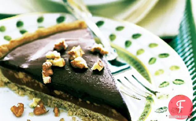 Torta de caramelo e noz com cobertura de Chocolate