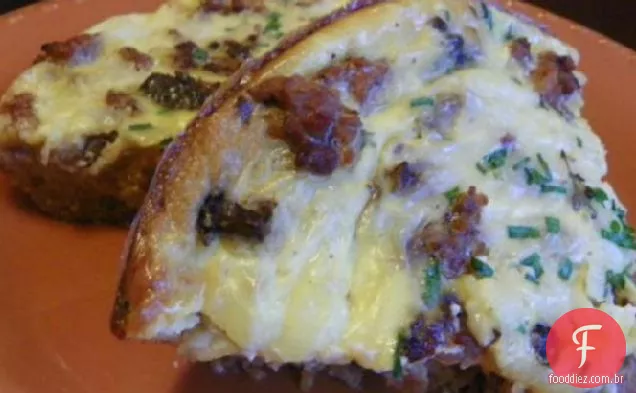 Quiche de linguiça, cebola e cogumelo Portabella