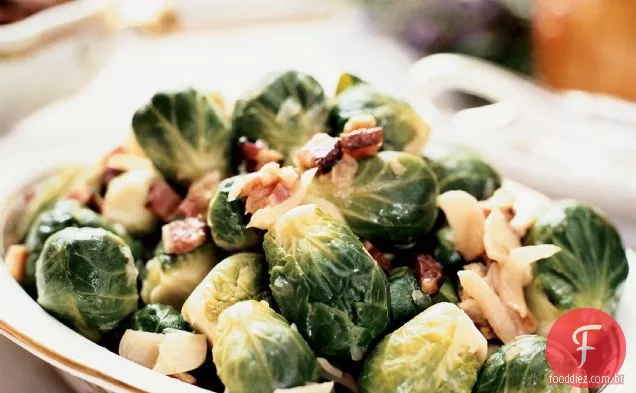 Couve de Bruxelas com cebola e Bacon