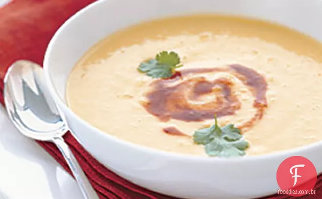 Sopa de milho gelada com redemoinho Adobo