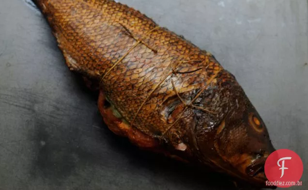 Prancha de cedro grelhado Loup De Mer (Robalo)