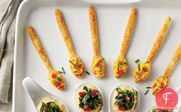 Colheres de biscoito com queijo Pimiento cremoso