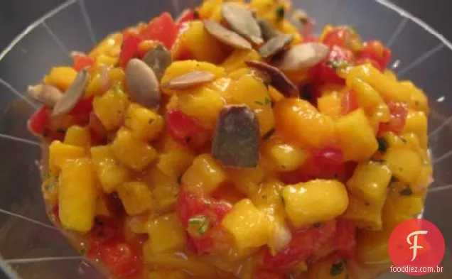 Salsa de manga e pimenta doce com Pepitas torradas