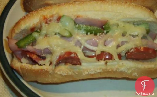 Delicioso Forno Pizza Sub Sanduíches