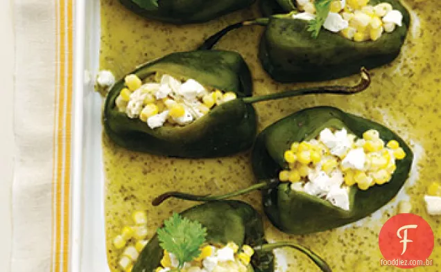 Poblano Chiles Recheado Com Milho