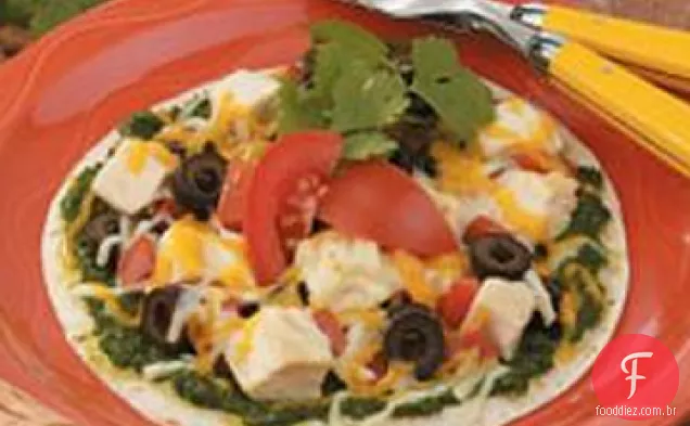 Pesto Frango Pizzas
