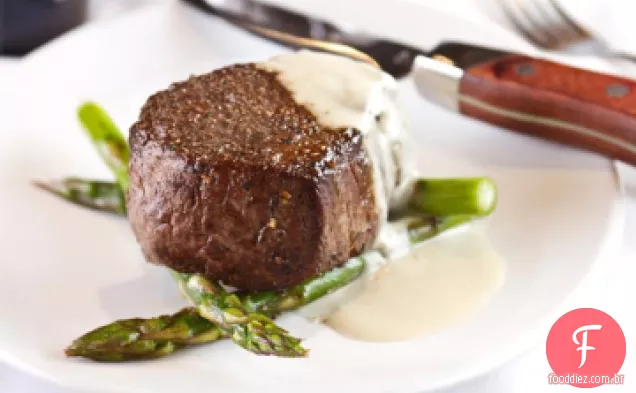 Filé Mignon com molho Gorgonzola
