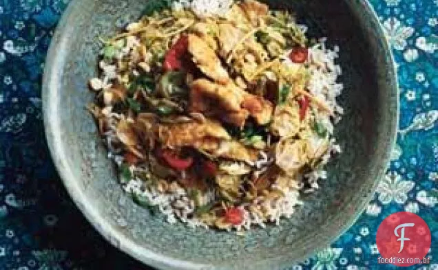 Frango Asiático Picante Com Couve De Bruxelas