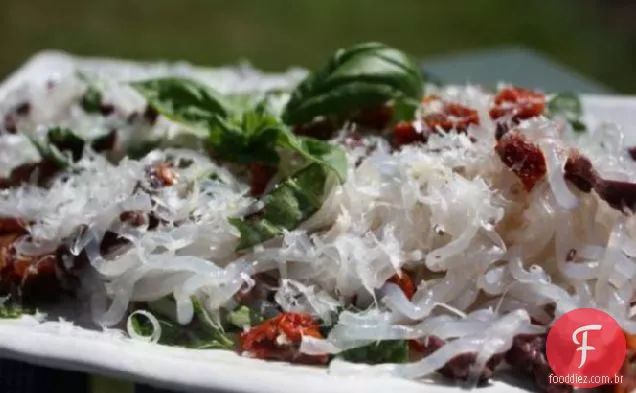 Macarrão Shirataki Com Tomates Secos Ao Sol