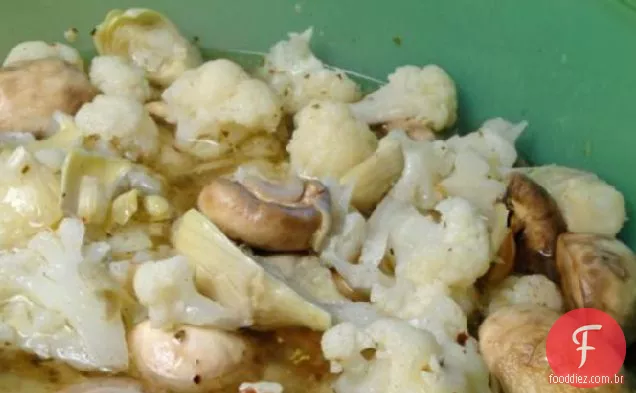 Cogumelos marinados, Corações De Alcachofra e salada de couve-flor