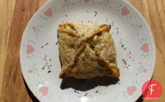 Pacotes de frango e alcachofra