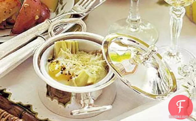 Ovos cozidos com alcachofras e Parmesão