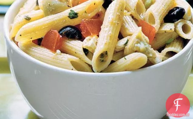 Penne Com Molho De Tomate Ao Estilo Grego