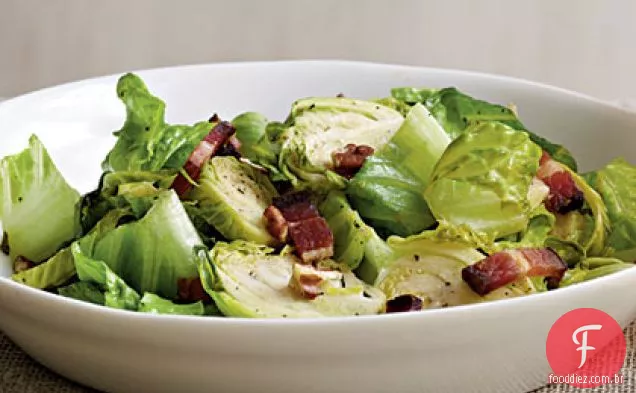 Salada de couve de Bruxelas com vinagrete de Bacon quente