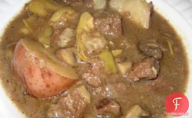 Ensopado de Borgonha de carne da mãe