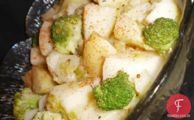 Salada de brócolis e batata