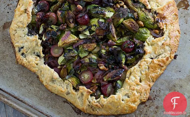 Bruxelas Sprout & Grape Galette