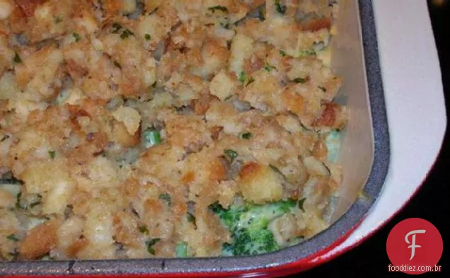 Caçarola De Brócolis E Recheio De Queijo
