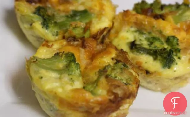 Brócolis e queijo mini Quiche