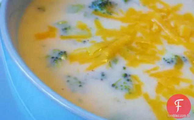 Creme de sopa de queijo brócolis