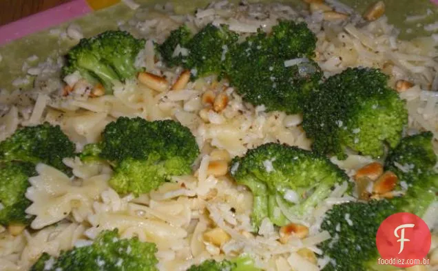 Brócolis E Laços