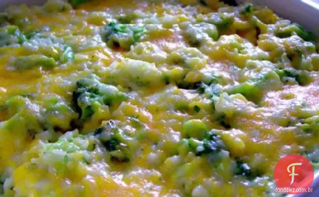 Caçarola De Arroz De Brócolis De Queijo
