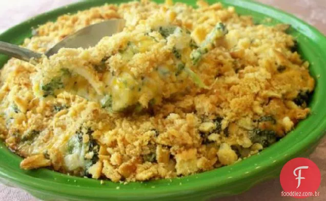 Apenas a melhor caçarola de brócolis e queijo de todos os tempos!:)