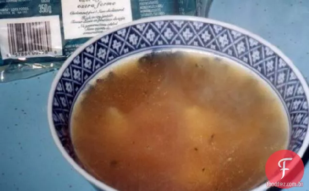 Picante gai Lan e sopa de coalhada de feijão