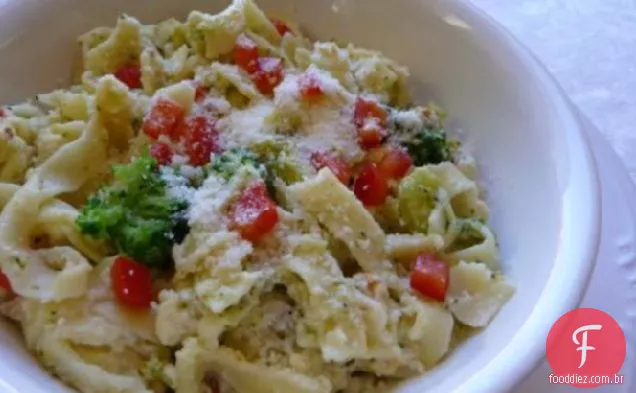 Brócolis Festivo Fettuccine Au Gratin