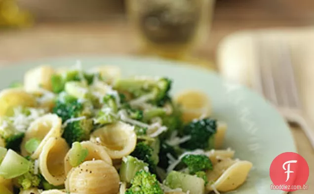 Brócolis com Orecchiette