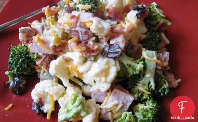 Macarrão Udon com nozes e romãs