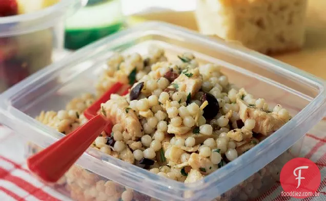Salada de frango com vinagrete de azeitona