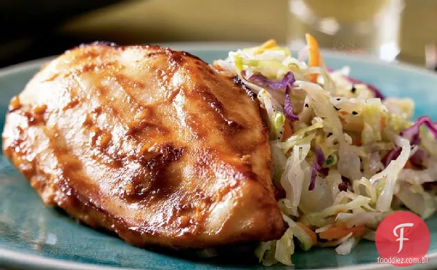 Frango asiático e repolho