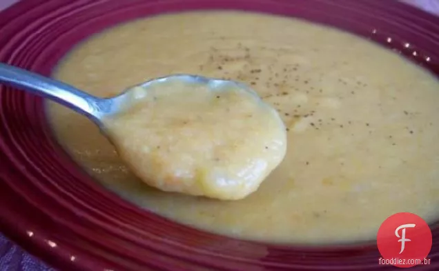 Sopa de couve-flor e cenoura