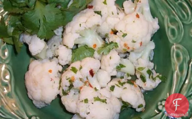 Couve-flor com vinagrete de limão e pimenta