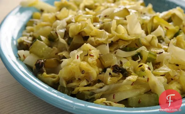 Repolho Verde Com Pepino E Cominho