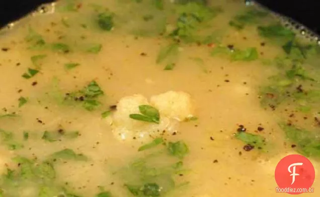Couve-flor assada e sopa de Curry