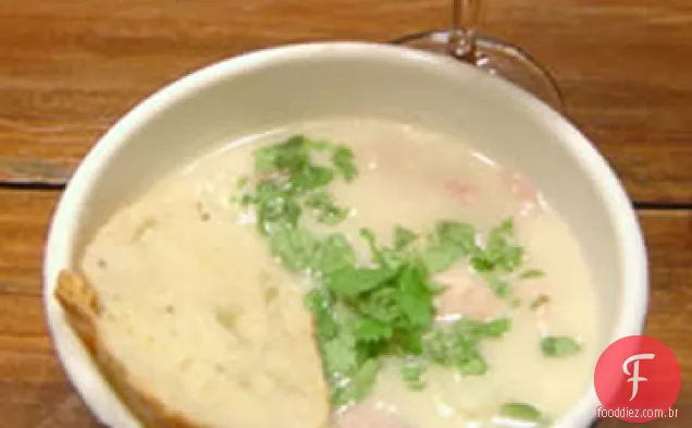 Sopa sudoeste de couve-flor e presunto
