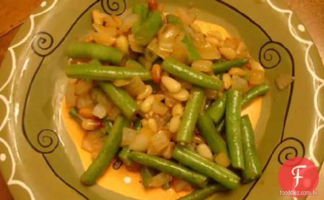 Feijão Verde Frito Com Pinhões
